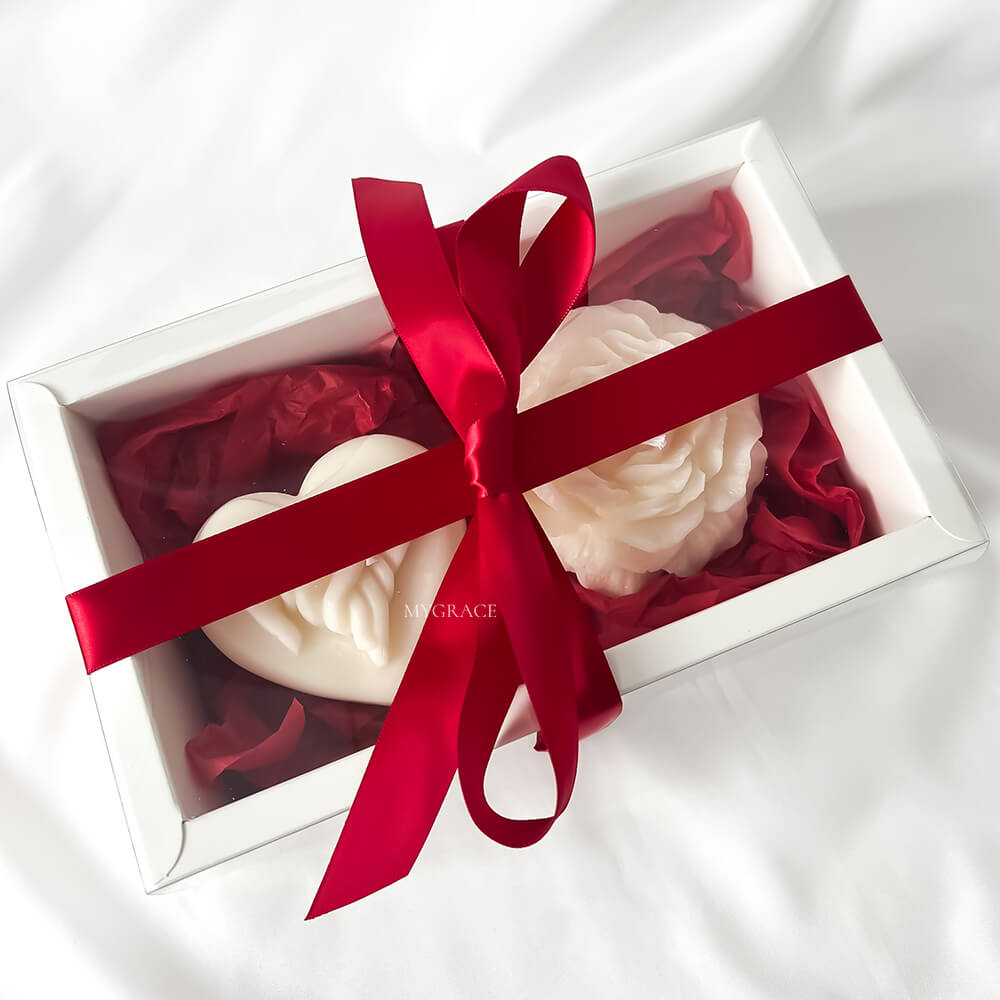 Scented Candle Set, 100% Vegetable Wax, Graceful Touch (floral and vanilla notes)