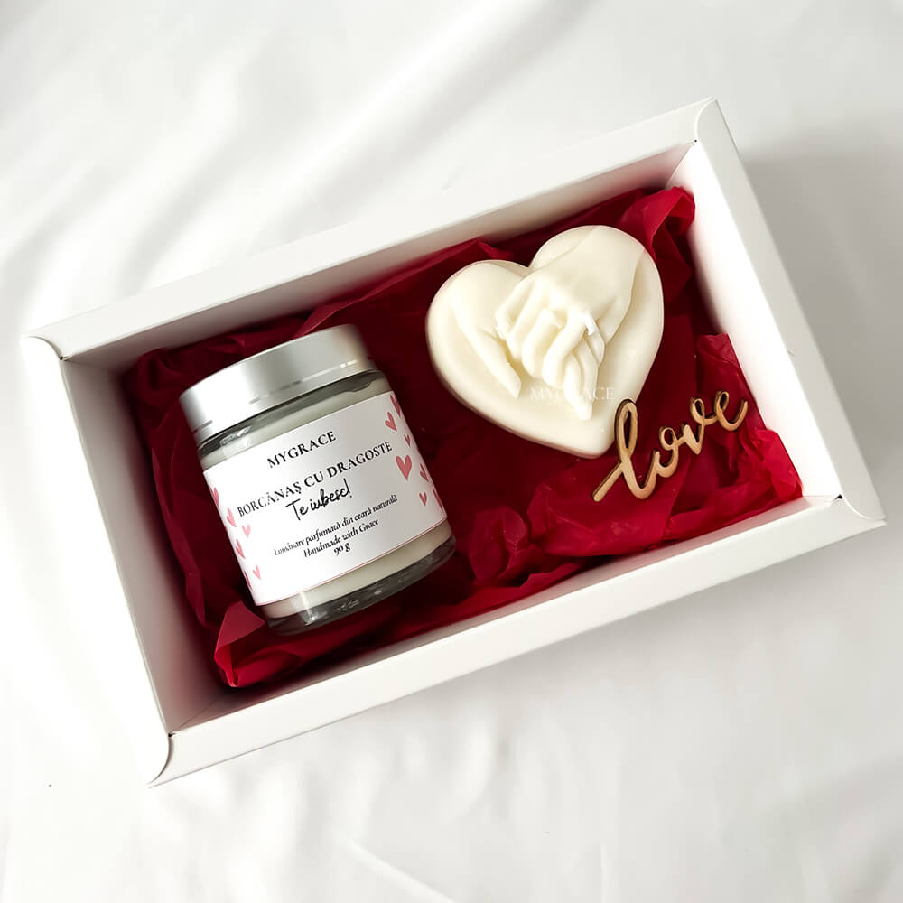 Gift Set “Jar of Love – I Love You” (1 scented candle in a glass jar, 1 scented heart-shaped candle)
