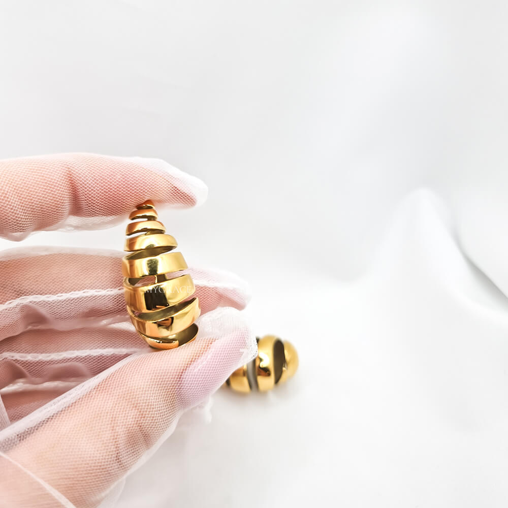 Cercei Stud ”Be stylish”, aurii, model croissant, oțel inoxidabil, placați cu aur 18K