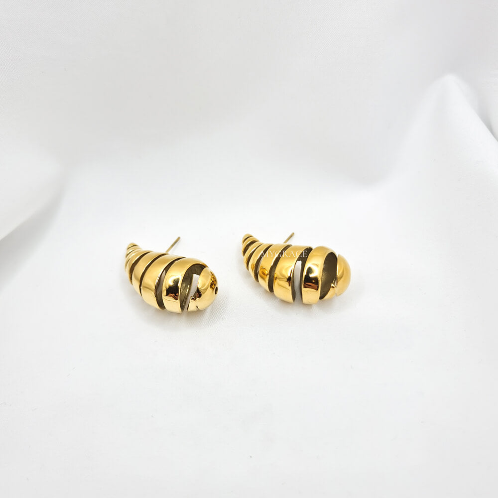 Cercei Stud ”Be stylish”, aurii, model croissant, oțel inoxidabil, placați cu aur 18K