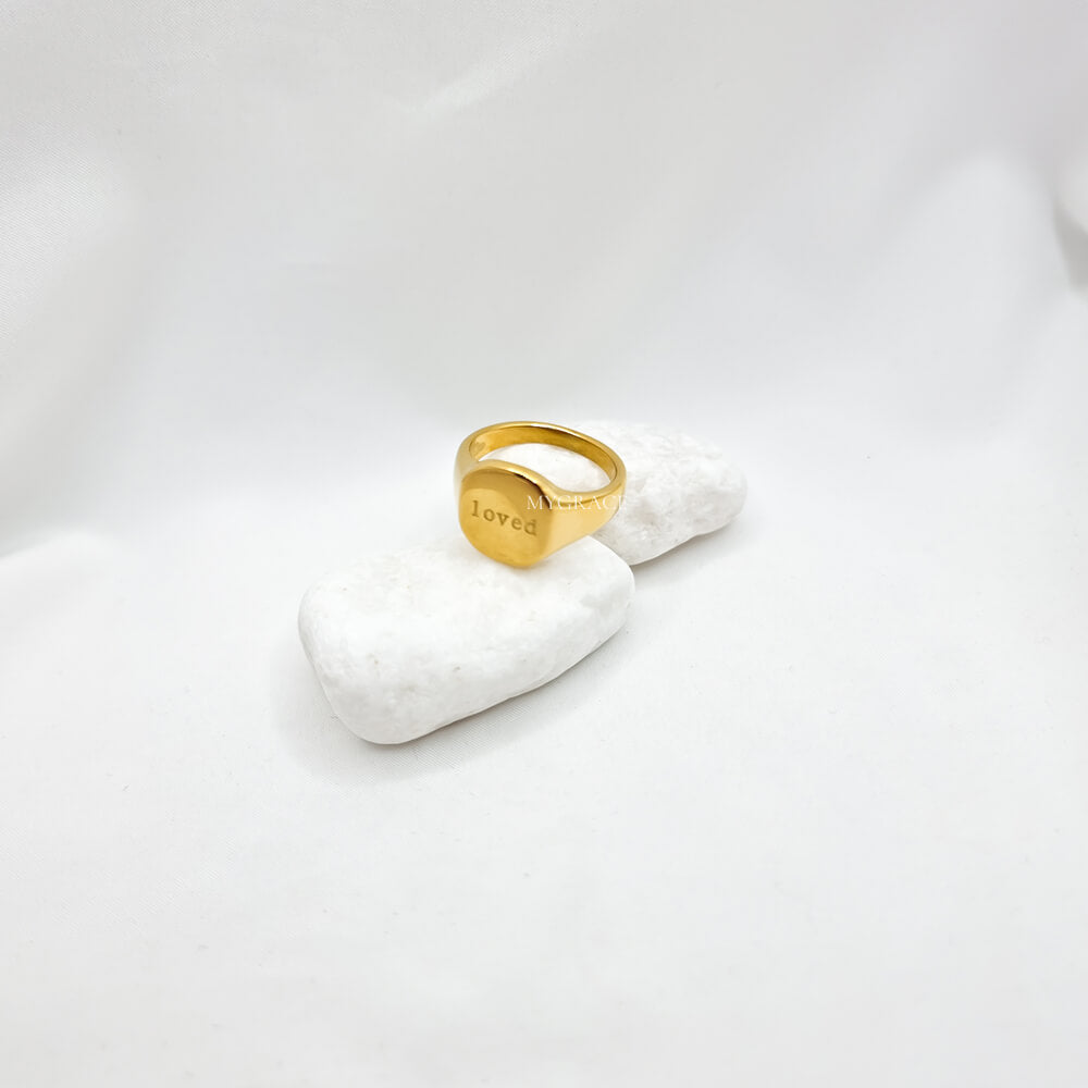 Inel oțel inoxidabil ”You are Loved”, auriu, geometric, fix, mărimea 7, placat cu aur 18K