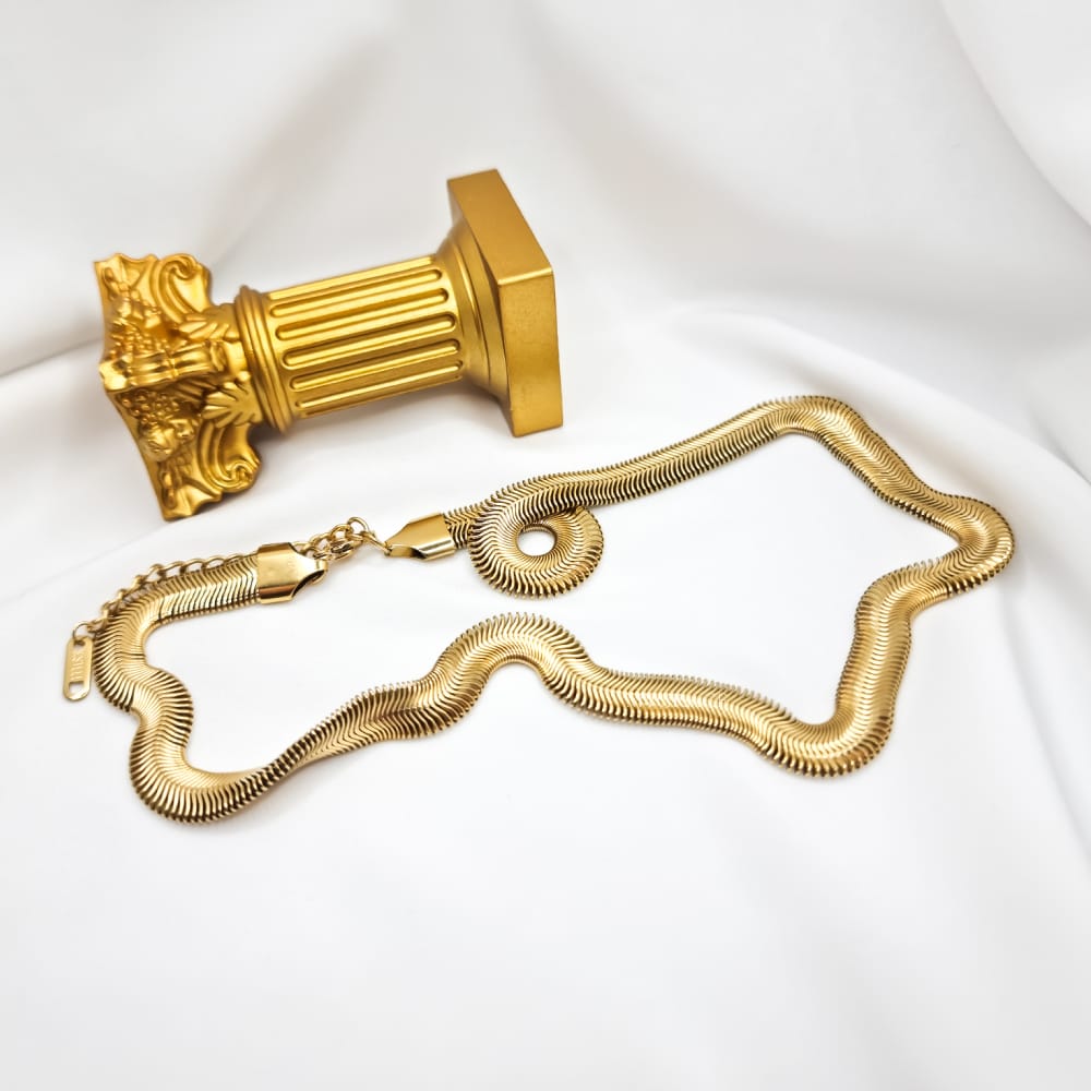 Colier oțel inoxidabil ”Be iconic”, auriu, model snake chain, placat cu aur, 0.8 cm