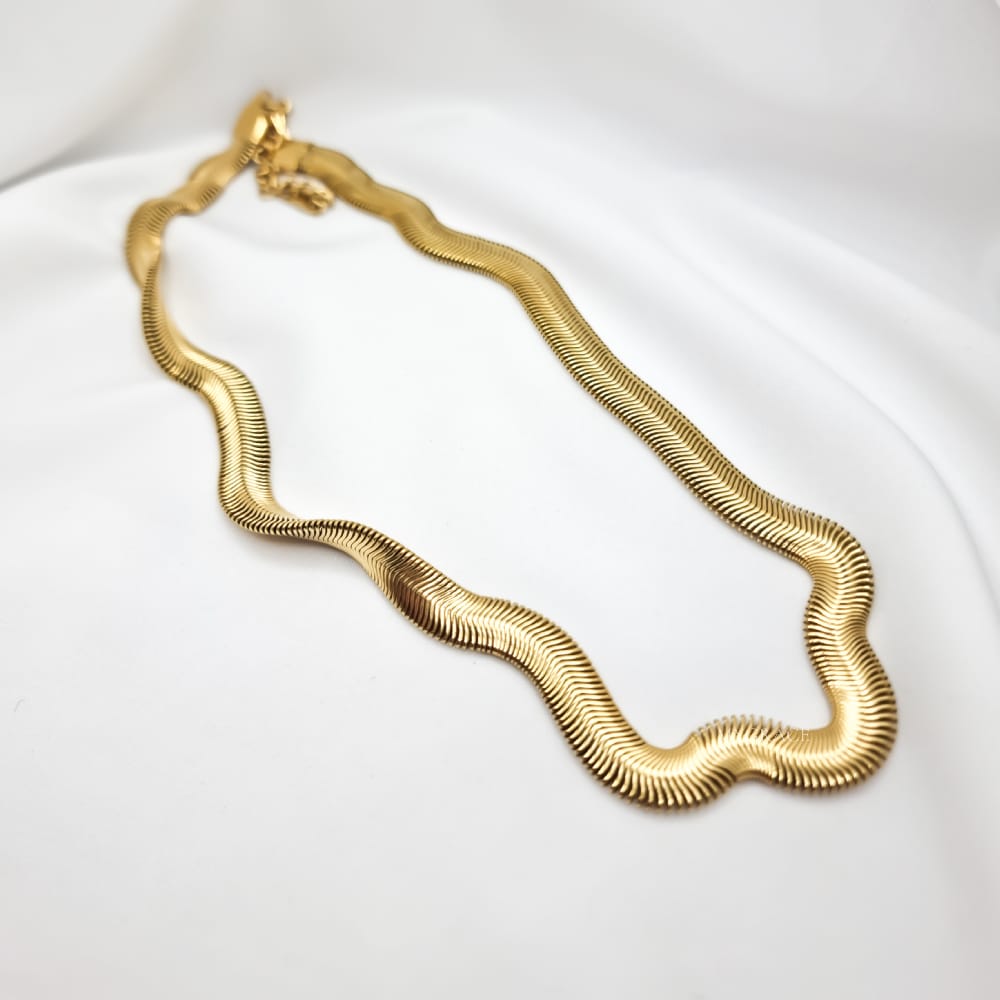 Colier oțel inoxidabil ”Be iconic”, auriu, model snake chain, placat cu aur, 0.8 cm
