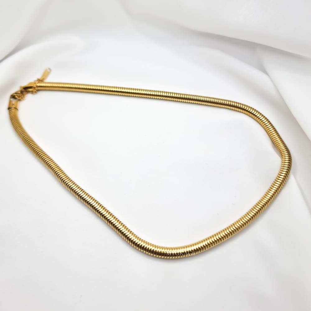 Colier oțel inoxidabil ”Be bold”, auriu, model snake chain geometric, placat cu aur, 0.4 cm