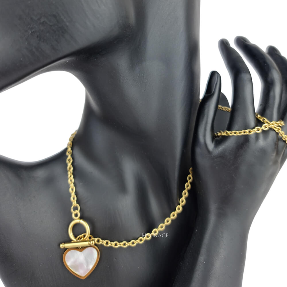 Set colier și cercei Stud ”Be caring”, auriu, model inimioare, din oțel inoxidabil
