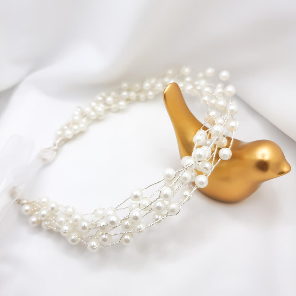 Accesoriu păr mireasă ”Be fascinating”, alb, 8 rânduri, decorat cu perle, tip coroniță/diademă flexibilă (modelatoare)