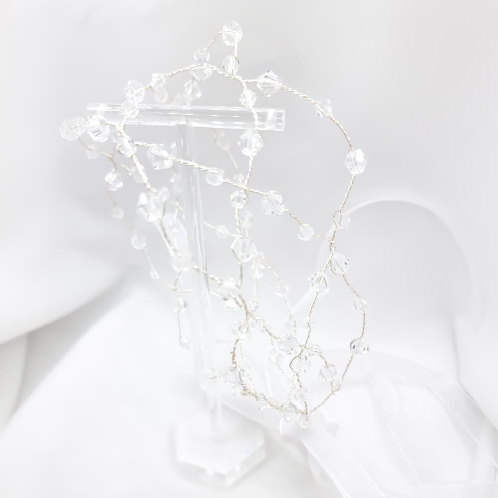 Accesoriu păr mireasă ”Be fascinating”, argintiu, decorat cu cristale transparente, tip coroniță/diademă flexibilă (modelatoare), model plasă