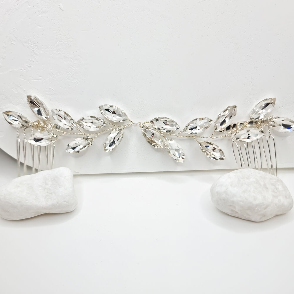 Accesoriu păr mireasă ”Be splendid”, argintiu, tip pieptăn, decorat cu cristale de sticlă (dublu pieptăn)