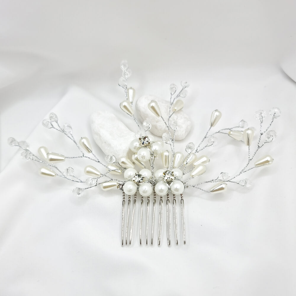 Accesoriu păr mireasă ”Be soft”, alb, tip pieptăn, decorat cu perluțe, model floral