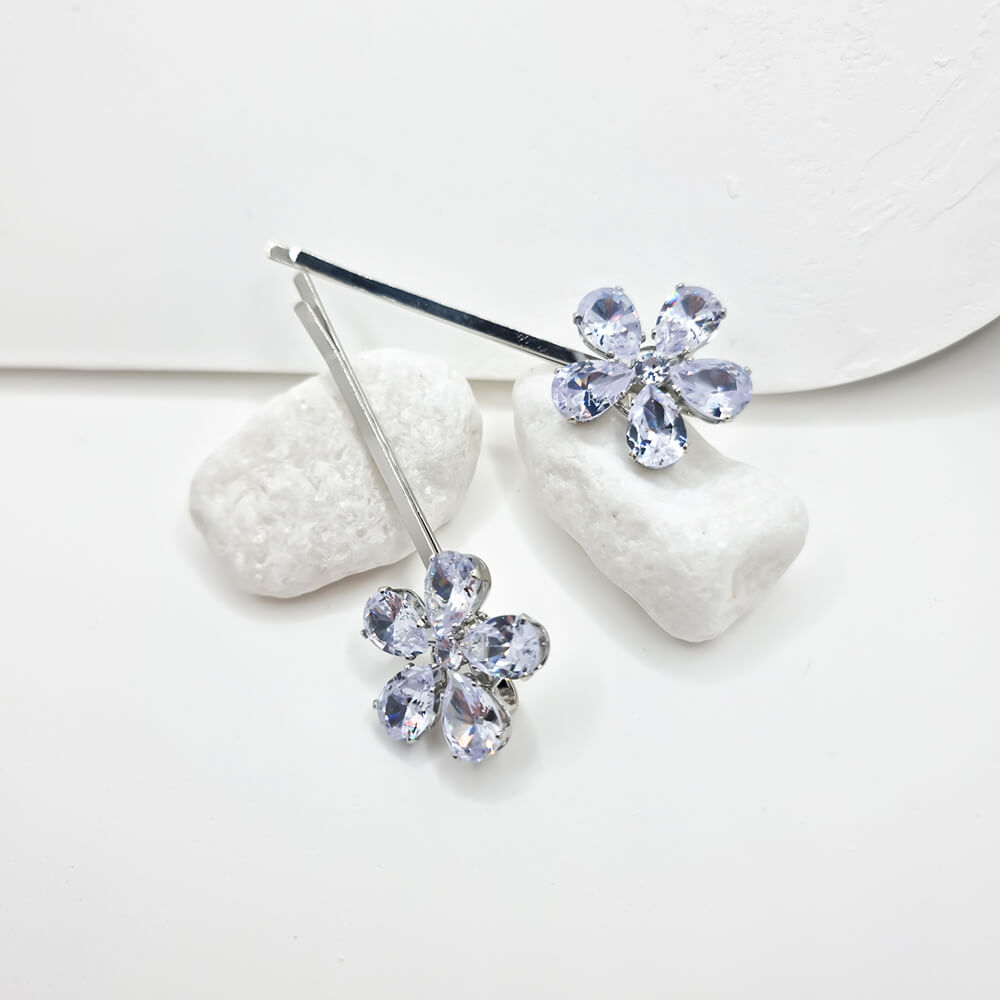Agrafe păr metalice, argintii, decorate cu zirconiu, model floare, mireasă (set 2 buc.)