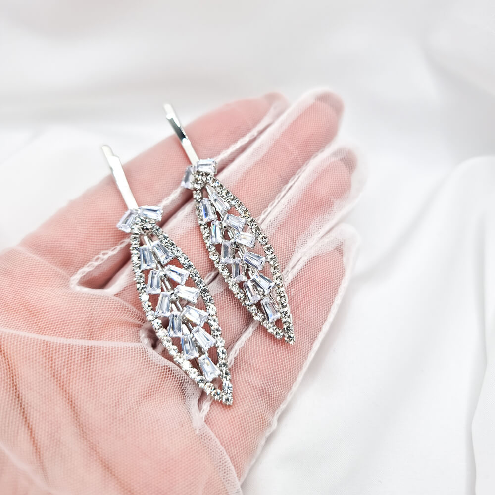 Agrafe păr metalice, argintii, decorate cu zirconiu, model frunză, mireasă (set 2 buc.)
