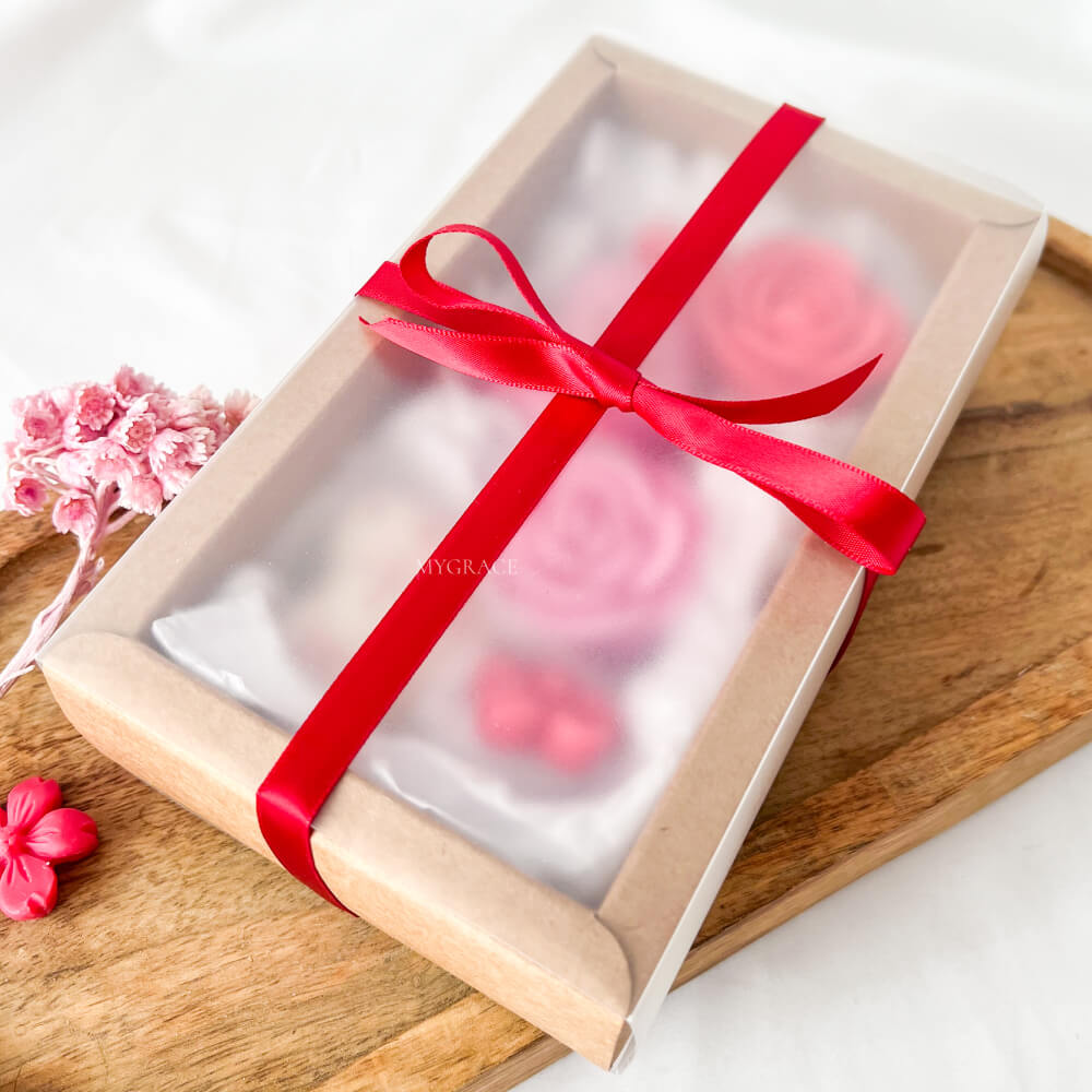 Cadou Valentine's Day, ceară parfumată model inimioare și trandafiri (wax melts ceară soia pură)