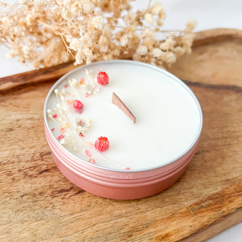 lumanare paste parfumata Paste fericit ceara soia vas aluminiu editie limitata MYGRACE