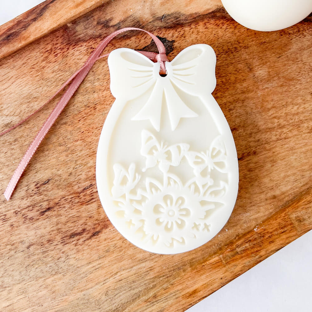 Ornament parfumat din ceară naturală de soia, model Paște