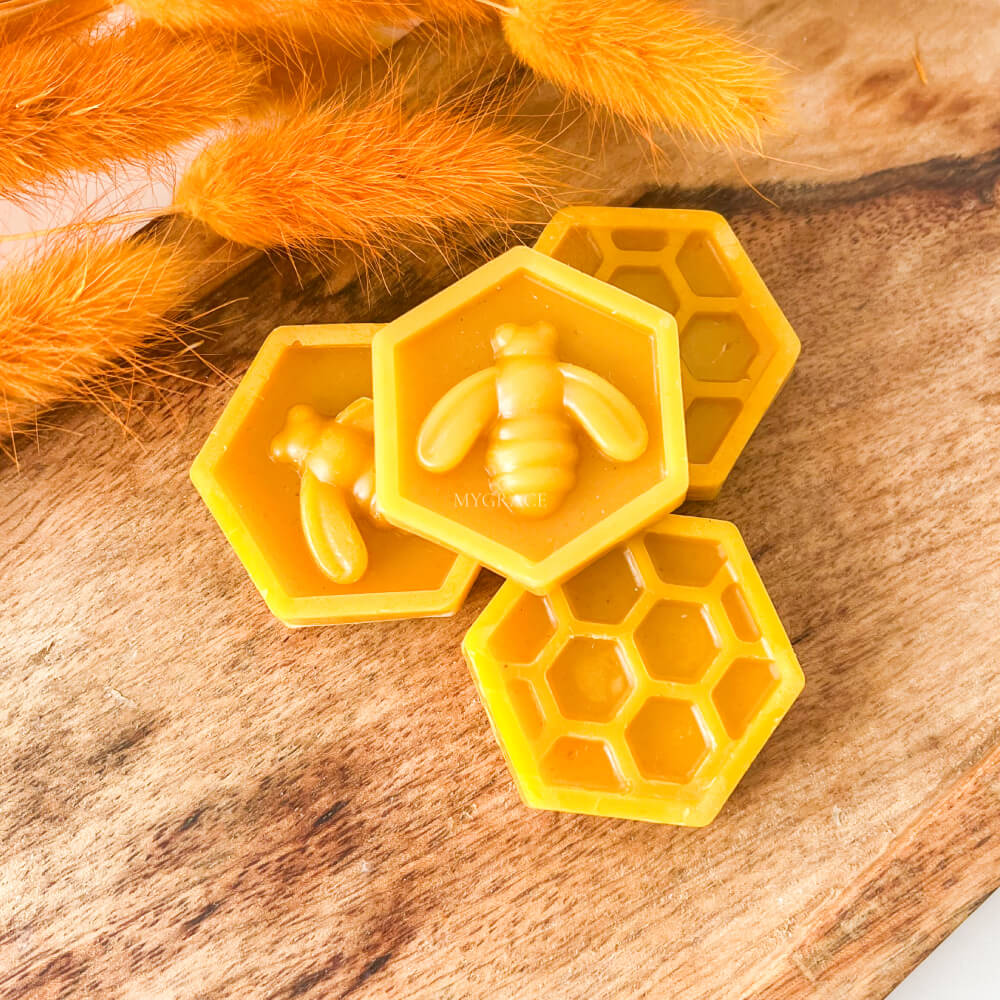 Air-Purifying Beeswax, 100% Pure Beeswax, Local Producer, Honeycomb Design