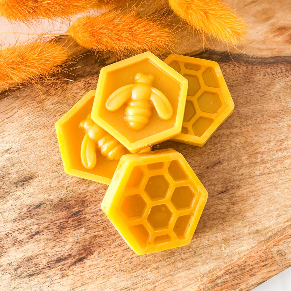 Air-Purifying Beeswax, 100% Pure Beeswax, Local Producer, Honeycomb Design