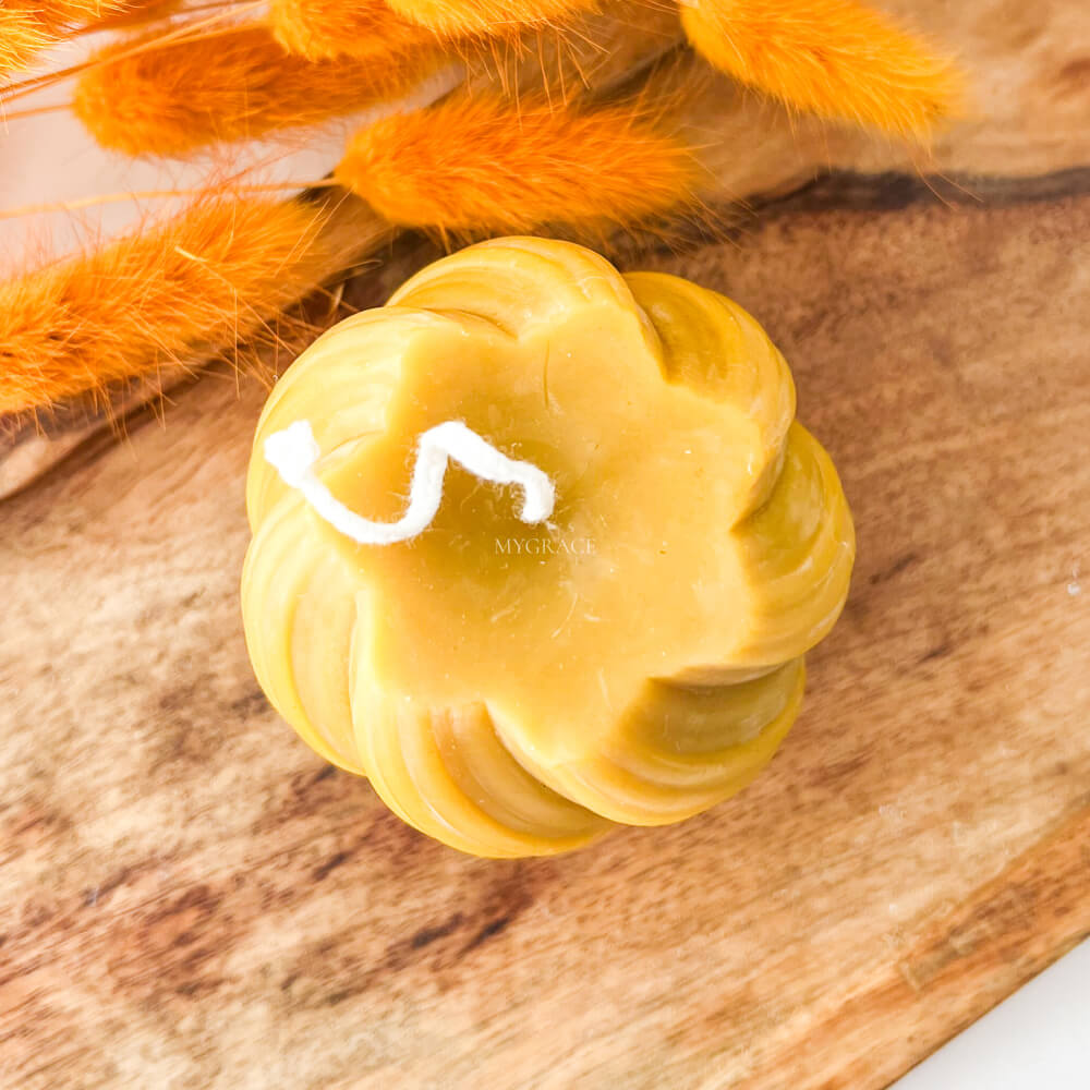 Pure Beeswax Decorative Candle – Spiral Design