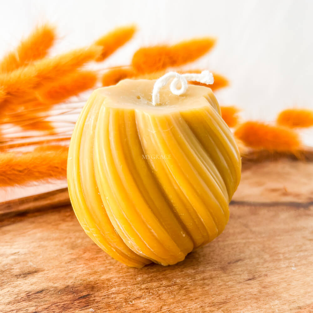 Pure Beeswax Decorative Candle – Spiral Design