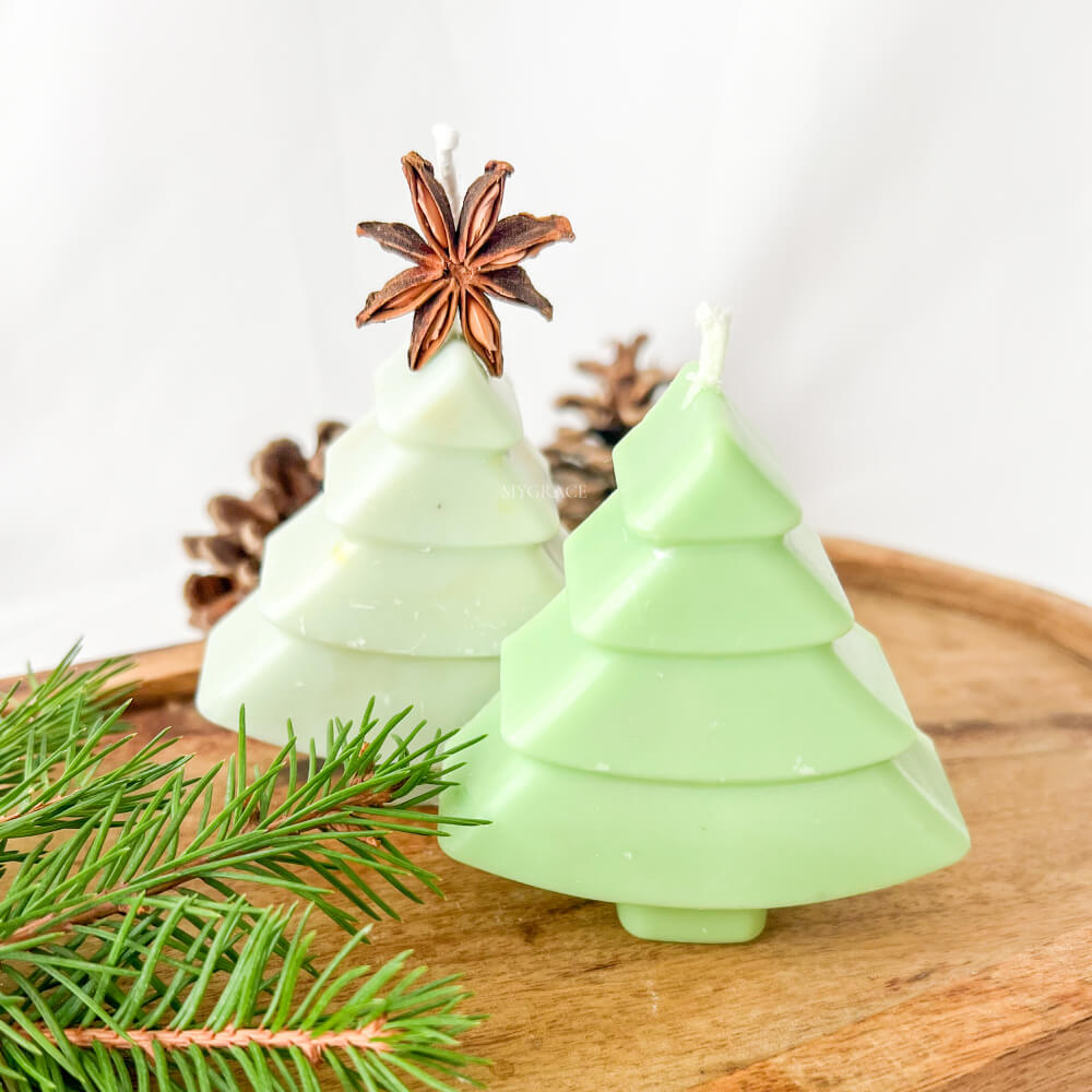 Christmas Candle, Scented, Natural Wax, Green Christmas Tree, Limited Christmas Edition