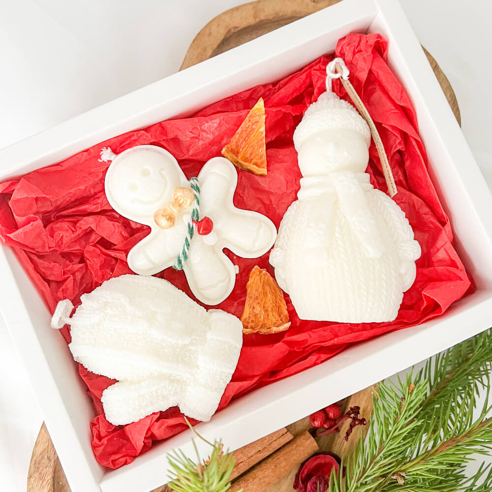 Christmas / Secret Santa Gift – Scented Candle Set, Mitten, Gingerbread, and Snowman Designs