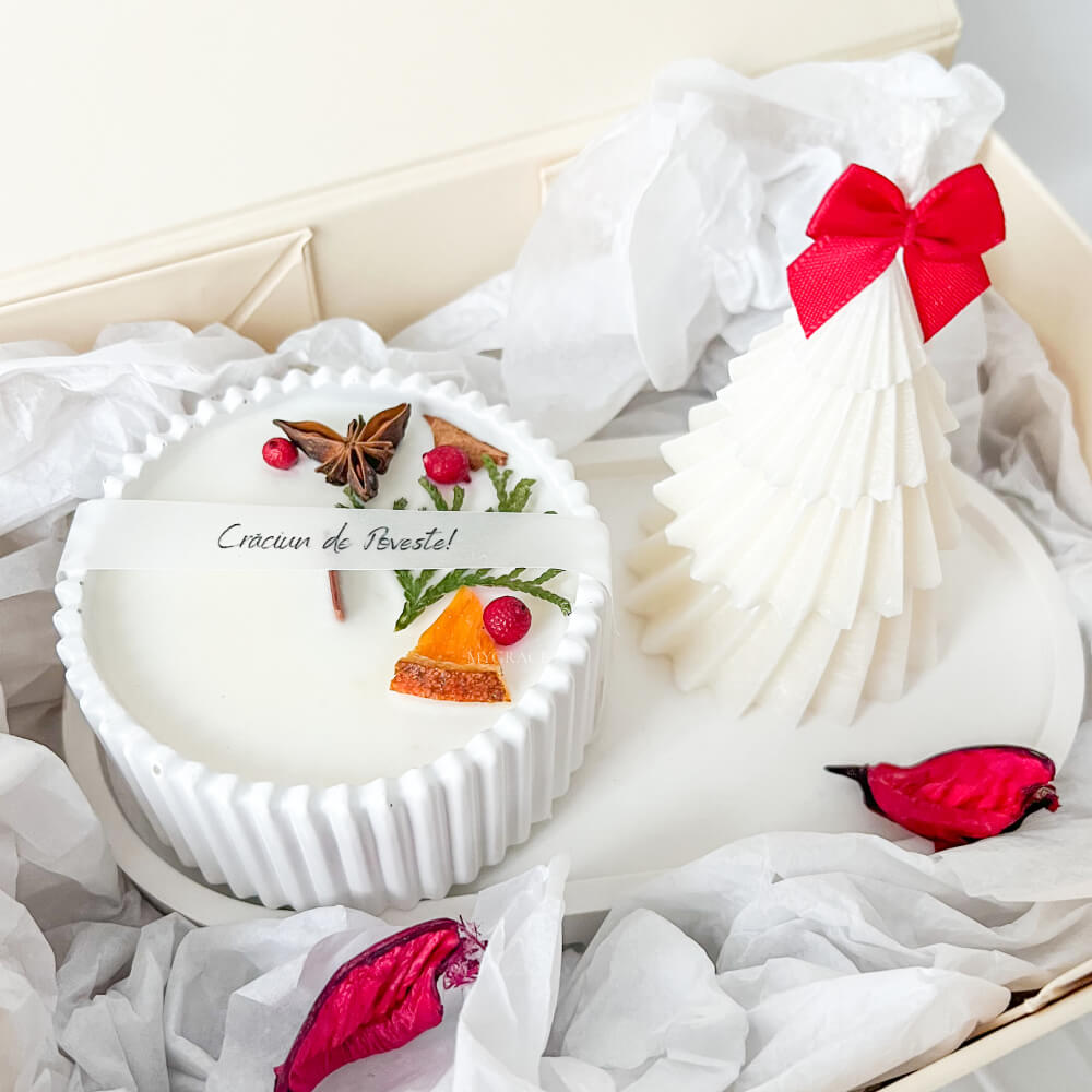 Christmas Gift “Fairytale Christmas” – Set of Scented Candles with Vegetable Wax and Ceramic Tray, Premium Packaging