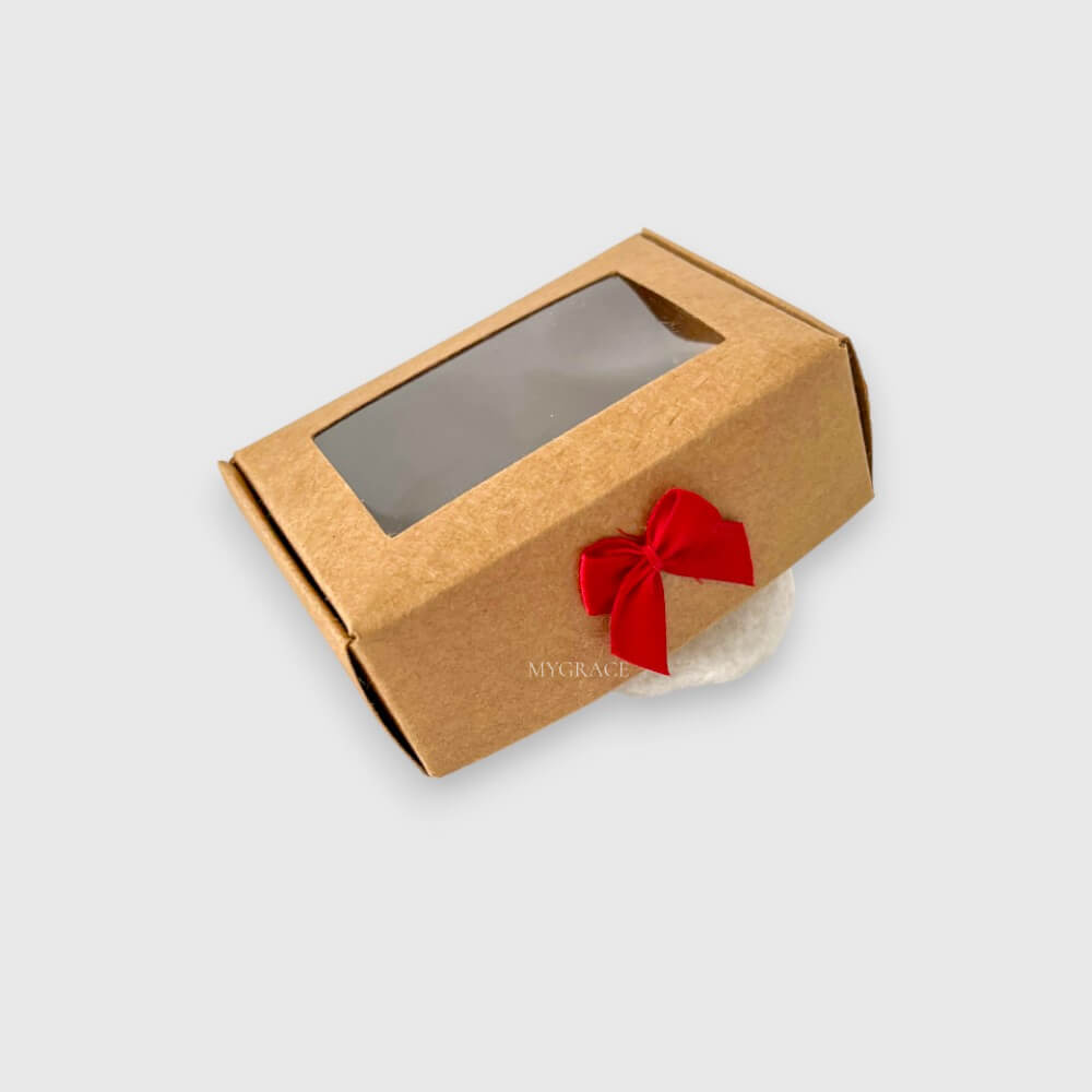Cutie cadou cu fereastră și fundiță, kraft, carton, 8.5x6x3 cm
