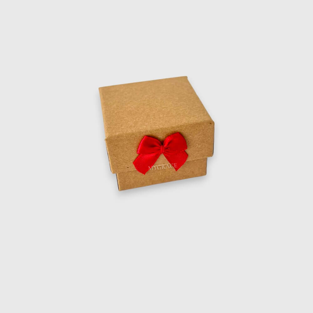 Cutie cadou cu capac, fundiță și burete, kraft, carton, 5x5x3.5 cm