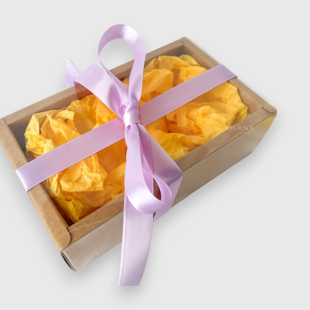 Cutie cadou cu fereastră și fundă, maro, carton, 20x12x6 cm (cutie produse multiple)