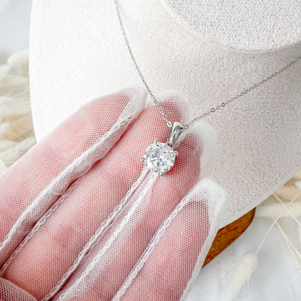 925 Sterling Silver Necklace, Silver, Rhodium-Plated, Round Zircon Pendant – MYGRACE