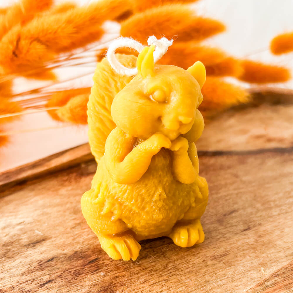 Pure Beeswax Decorative Candle – Squirrel Design