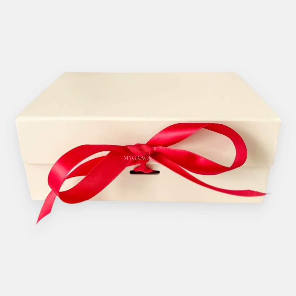 Cutie cadou cu închidere magnetică și fundă, ivoire, 22x16x8,5 cm, cutie cadou premium