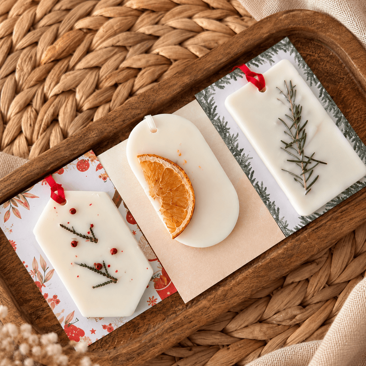 Set de 3 odorizante parfumate pentru dulap, ambalate festiv, ediție de Crăciun